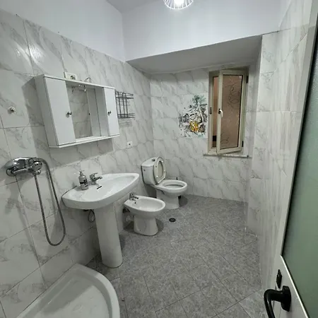 Rian Apartamento Tirana